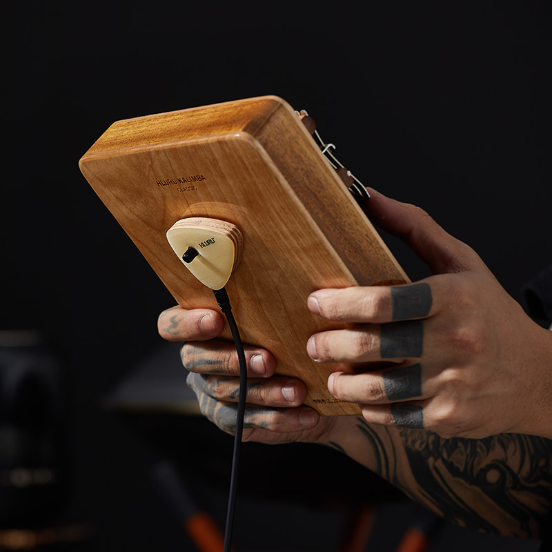 Hluru Universal Pickup for Handpan, Tongue Drum, Kalimba & Cajon - view 2